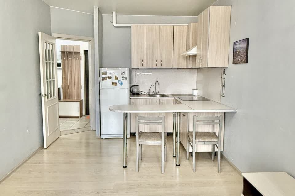Продаётся 1-комнатная квартира, 42.9 м²
