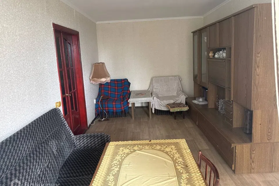 Продаётся 3-комнатная квартира, 55.8 м²