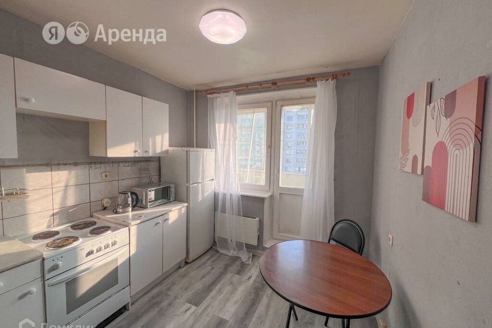 Сдаётся 2-комнатная квартира, 55 м²