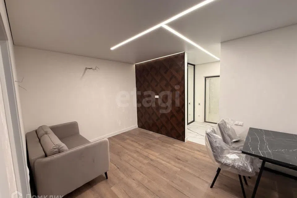 Продаётся 2-комнатная квартира, 57 м²