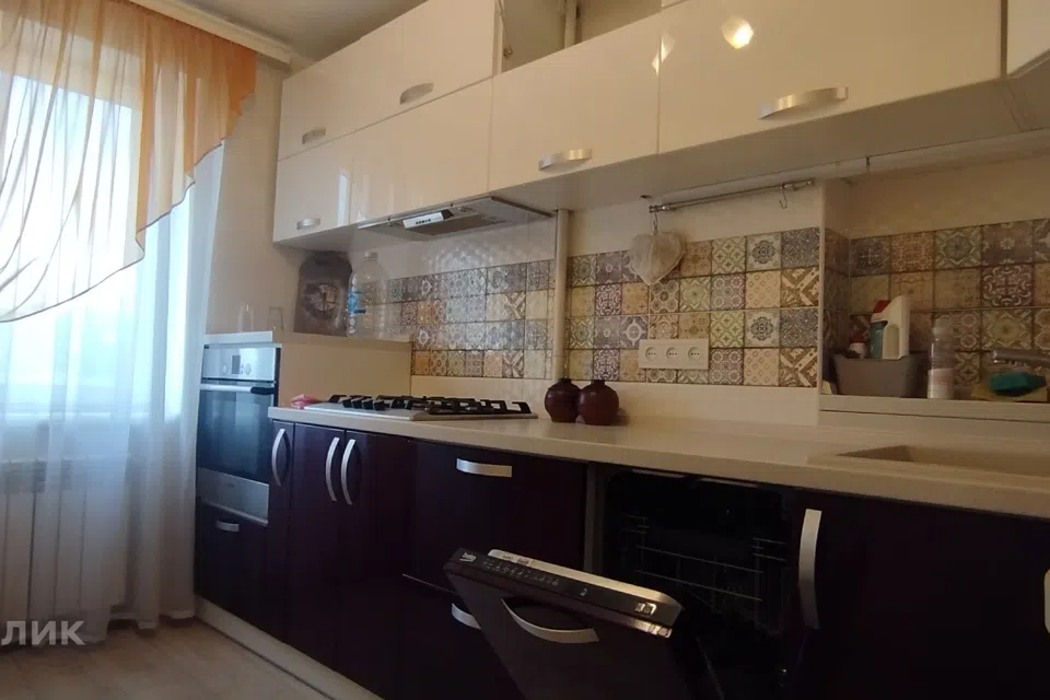 Продаётся 3-комнатная квартира, 59 м²