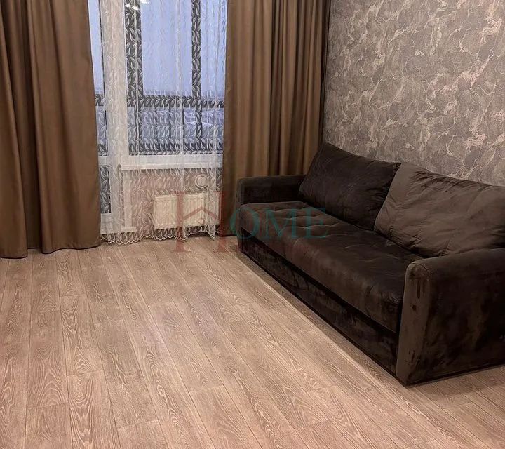 Сдаётся 1-комнатная квартира, 43 м²
