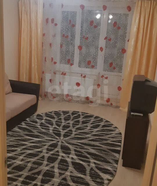 Продаётся 1-комнатная квартира, 37 м²