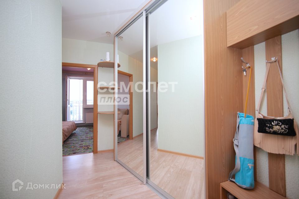 Продаётся 2-комнатная квартира, 60.6 м²
