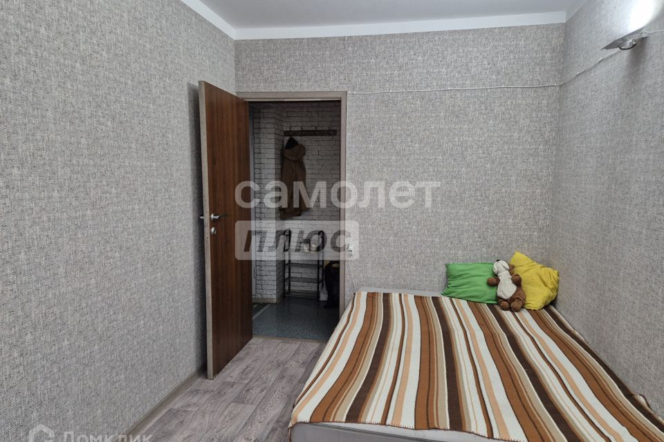 Продаётся 4-комнатная квартира, 70 м²