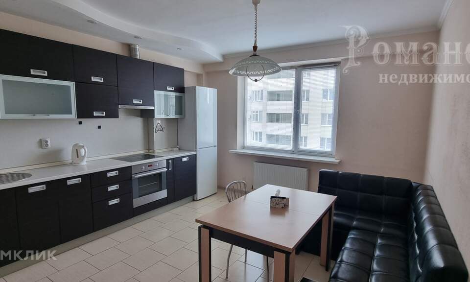 Сдаётся 1-комнатная квартира, 56 м²