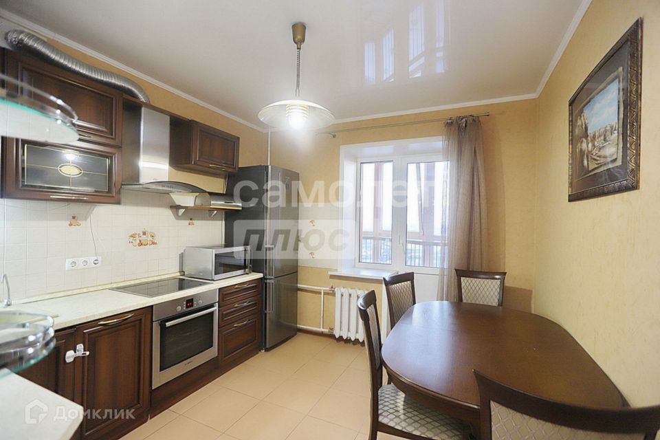 Продаётся 2-комнатная квартира, 65 м²