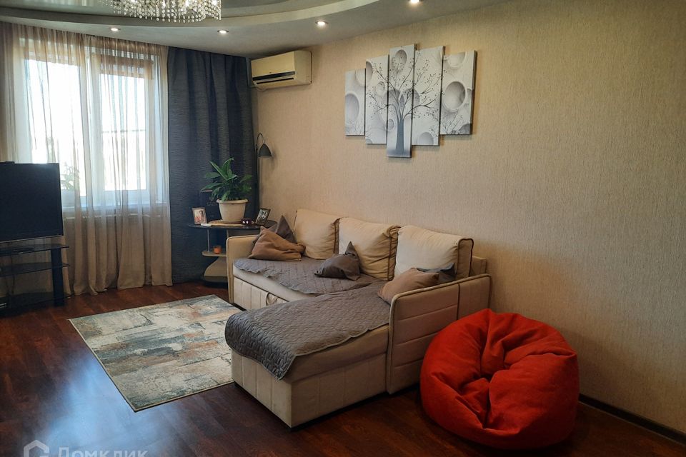 Продаётся 3-комнатная квартира, 74.3 м²