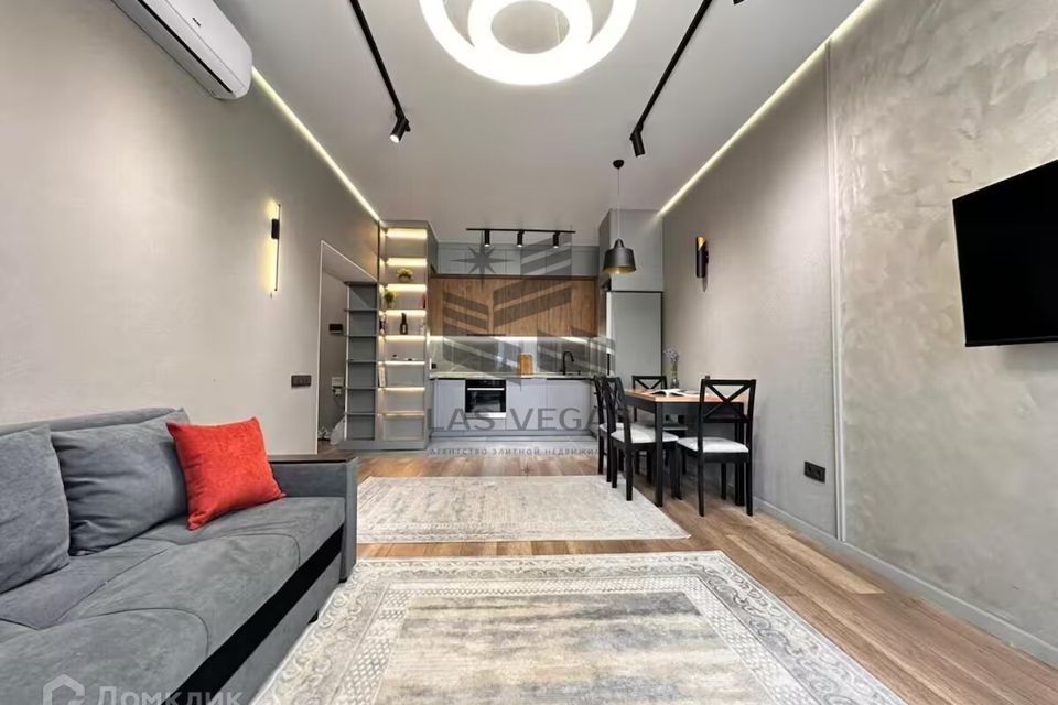 Сдаётся 2-комнатная квартира, 52 м²