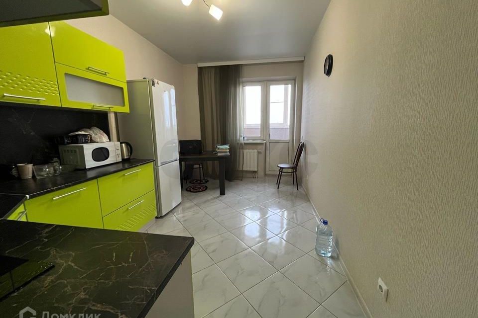Продаётся 1-комнатная квартира, 43.5 м²