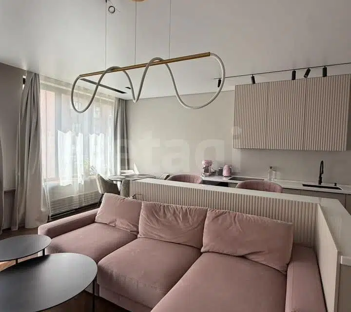 Продаётся 2-комнатная квартира, 67 м²