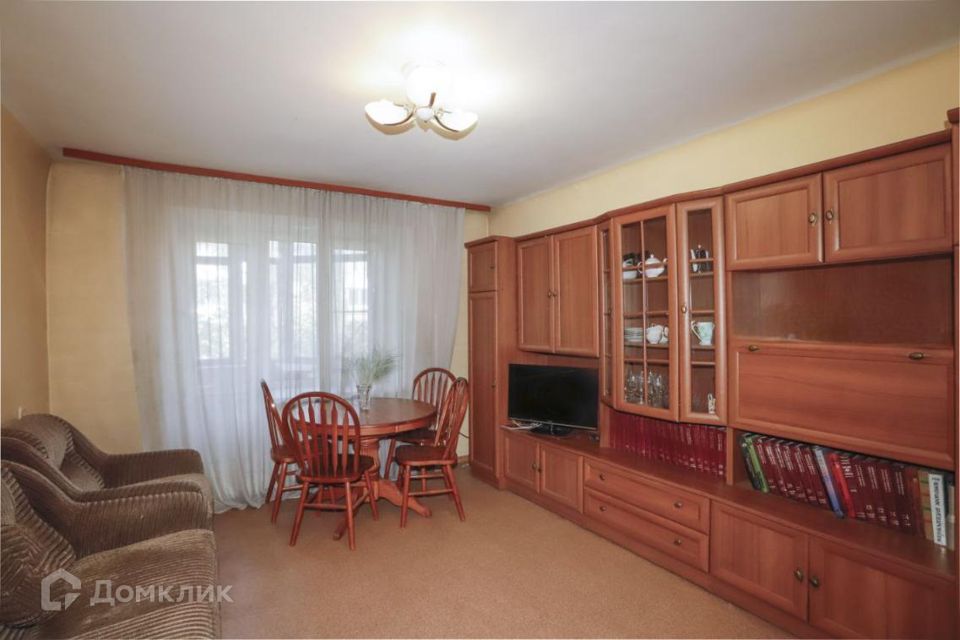 Продаётся 3-комнатная квартира, 63.8 м²