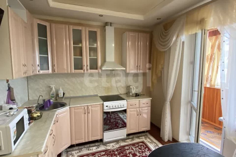 Продаётся 2-комнатная квартира, 60.7 м²