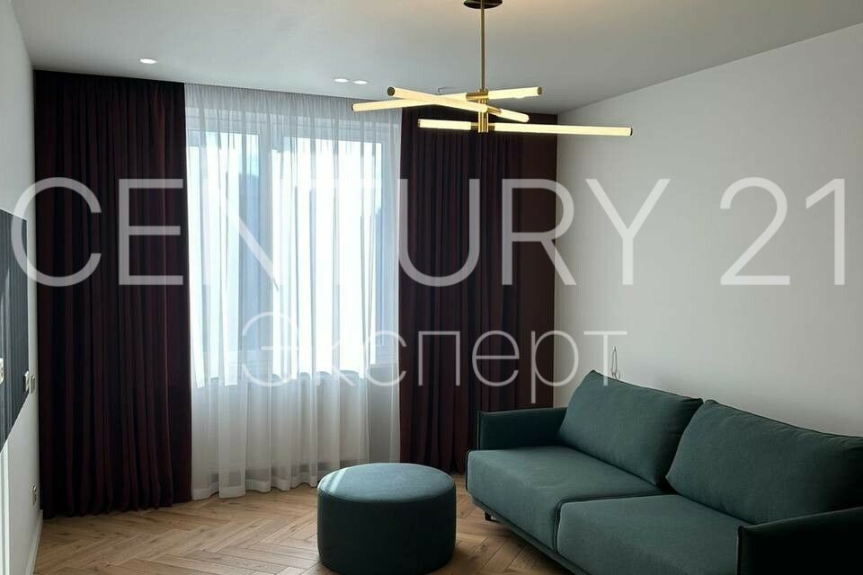 Продаётся 3-комнатная квартира, 102.4 м²