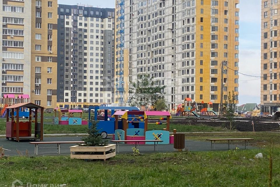 Продаётся 1-комнатная квартира, 39.6 м²