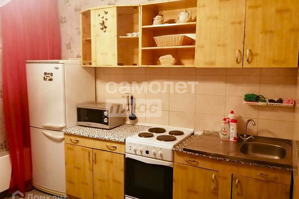 Продаётся 1-комнатная квартира, 46.7 м²