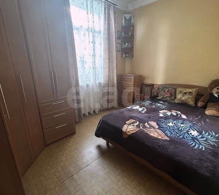Продаётся 3-комнатная квартира, 62.3 м²