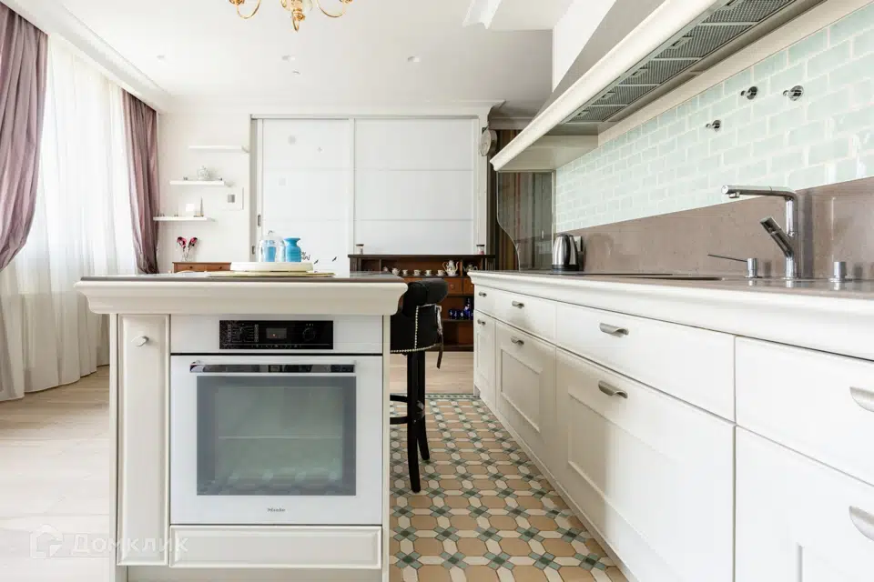 Продаётся 2-комнатная квартира, 53 м²