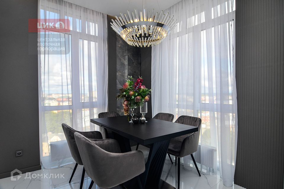 Продаётся 3-комнатная квартира, 118 м²