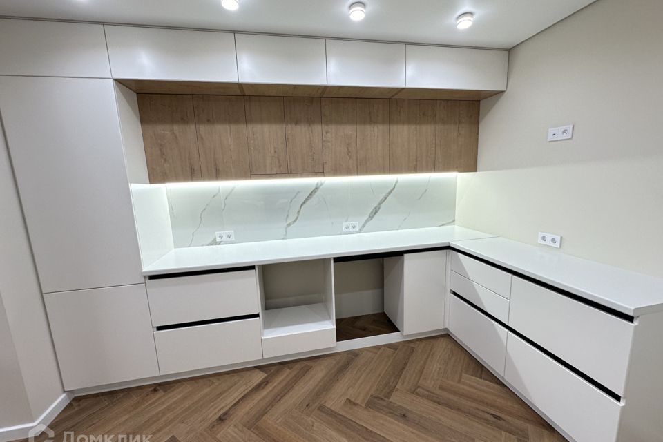 Продаётся 2-комнатная квартира, 58 м²