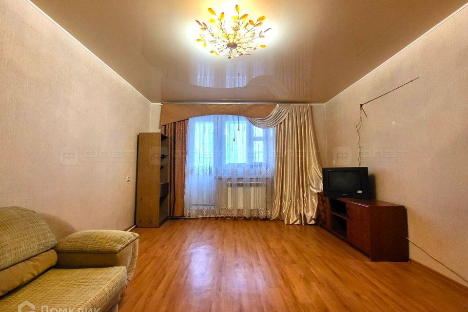 Продаётся 4-комнатная квартира, 75.8 м²