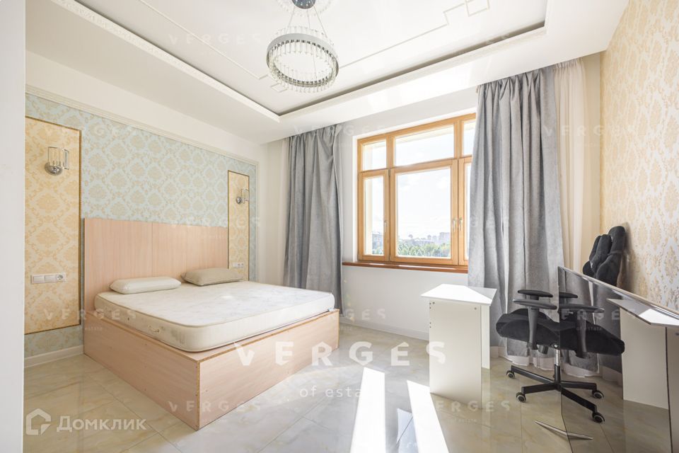 Продаётся 3-комнатная квартира, 93 м²