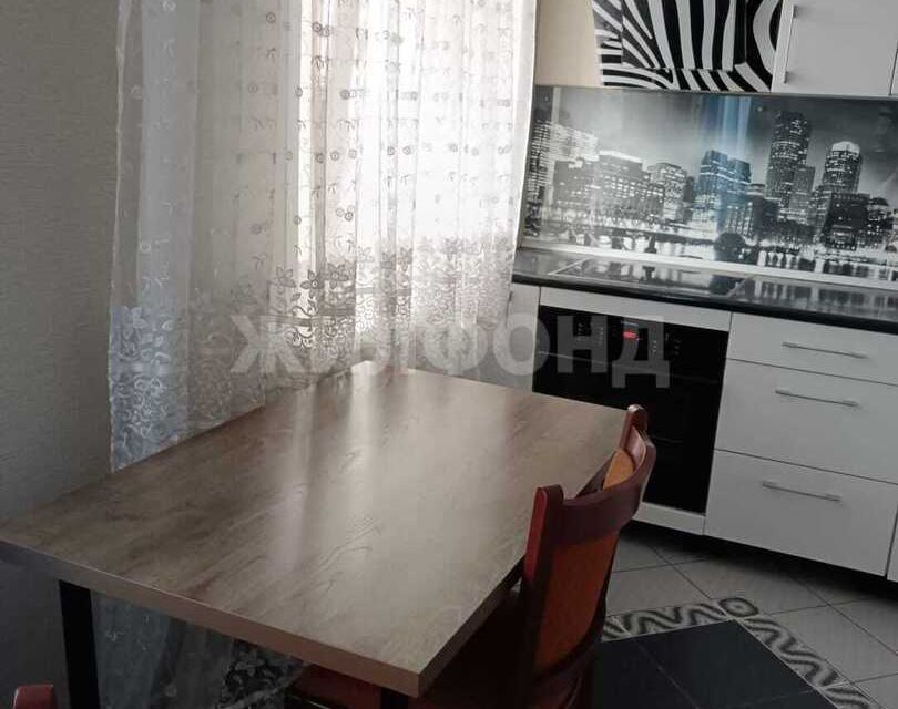 Сдаётся 1-комнатная квартира, 33 м²