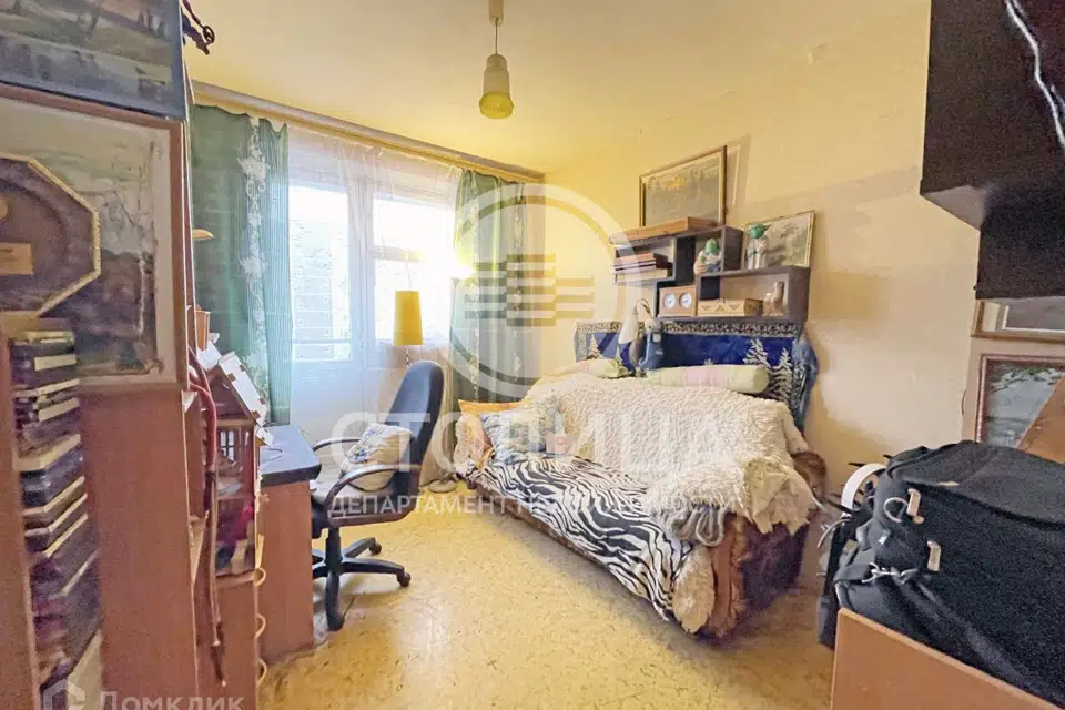 Сдаётся комната в 3-комн. квартире, 10 м²