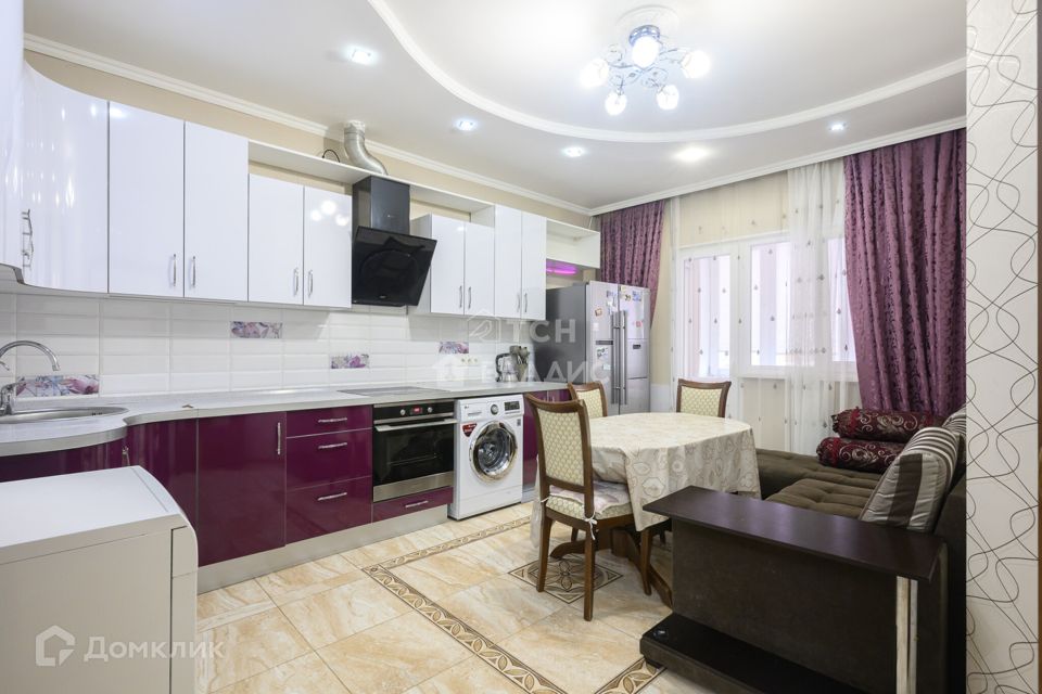 Продаётся 4-комнатная квартира, 100.6 м²