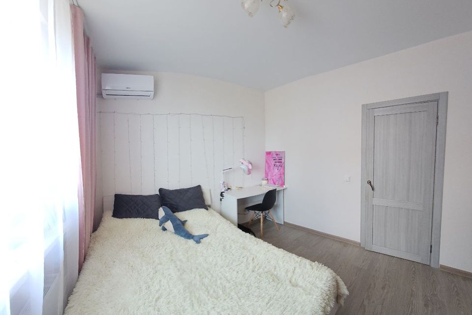 Продаётся 1-комнатная квартира, 43.3 м²