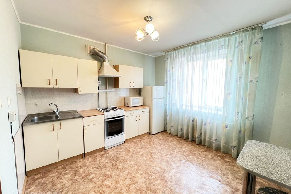 Сдаётся 1-комнатная квартира, 40 м²
