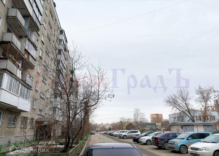 Продаётся комната в 2-комн. квартире, 12 м²