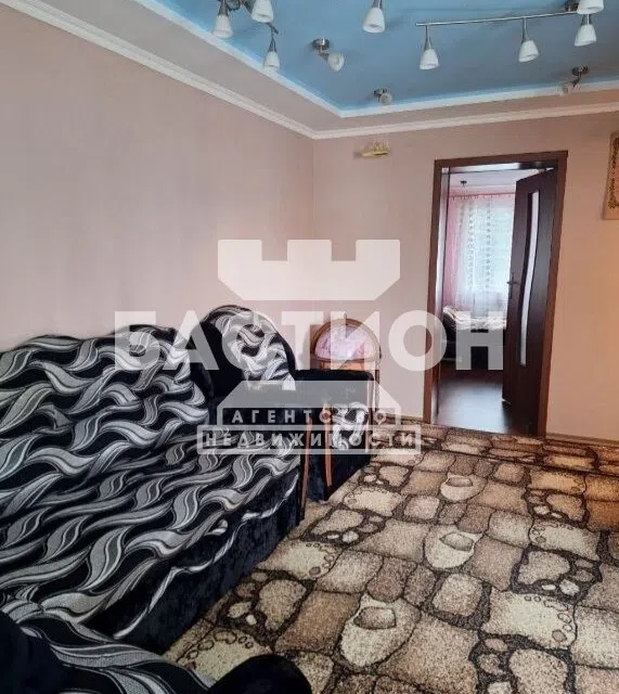 Продаётся 2-комнатная квартира, 42.2 м²