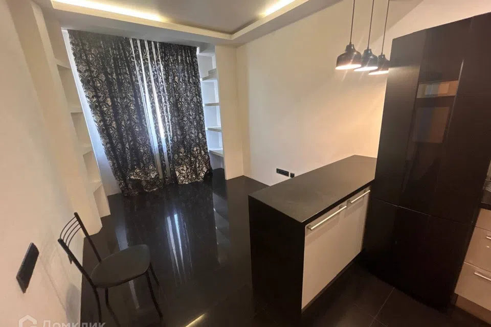 Сдаётся 2-комнатная квартира, 60 м²