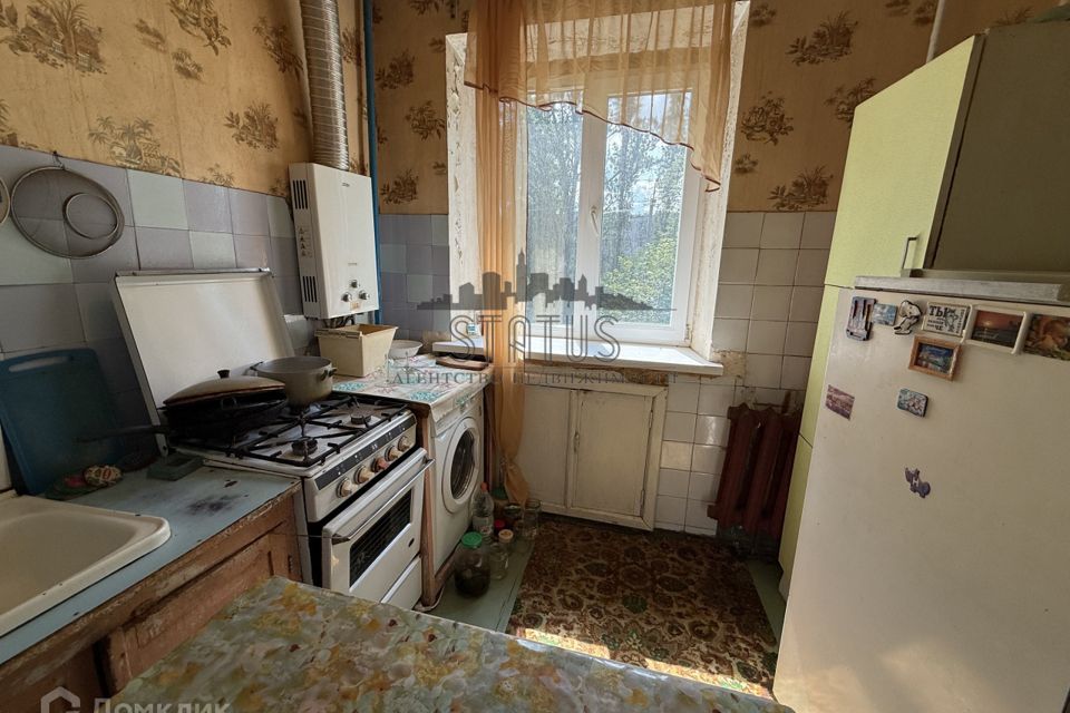 Продаётся 4-комнатная квартира, 61.1 м²