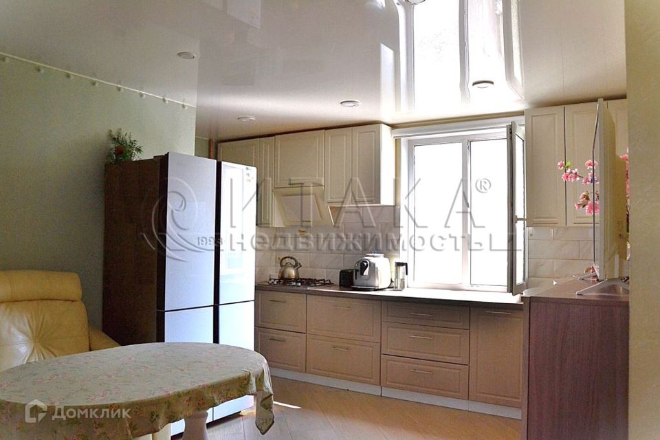 Продаётся 3-комнатная квартира, 74.3 м²