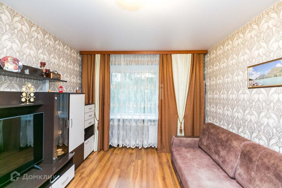 Продаётся 3-комнатная квартира, 69.7 м²