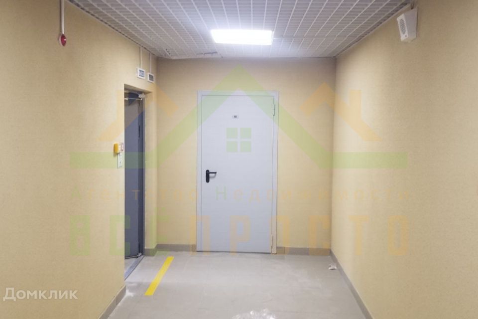 Продаётся 1-комнатная квартира, 42 м²