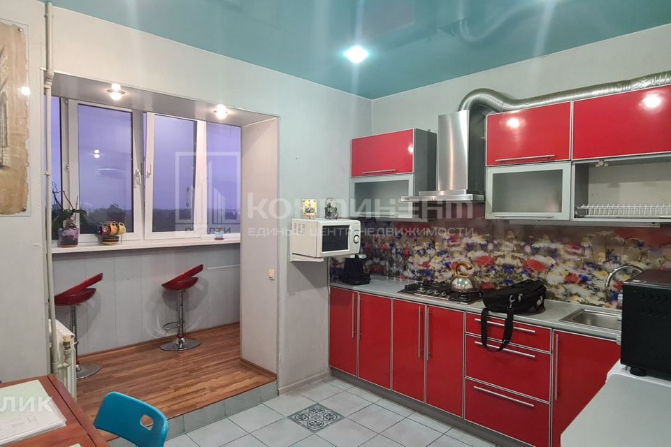 Продаётся 2-комнатная квартира, 60.3 м²