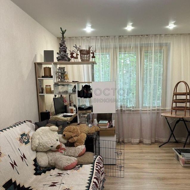 Продаётся 4-комнатная квартира, 62.6 м²