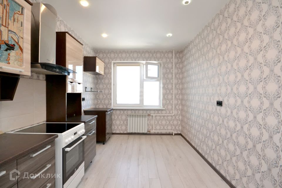 Продаётся 1-комнатная квартира, 41.9 м²