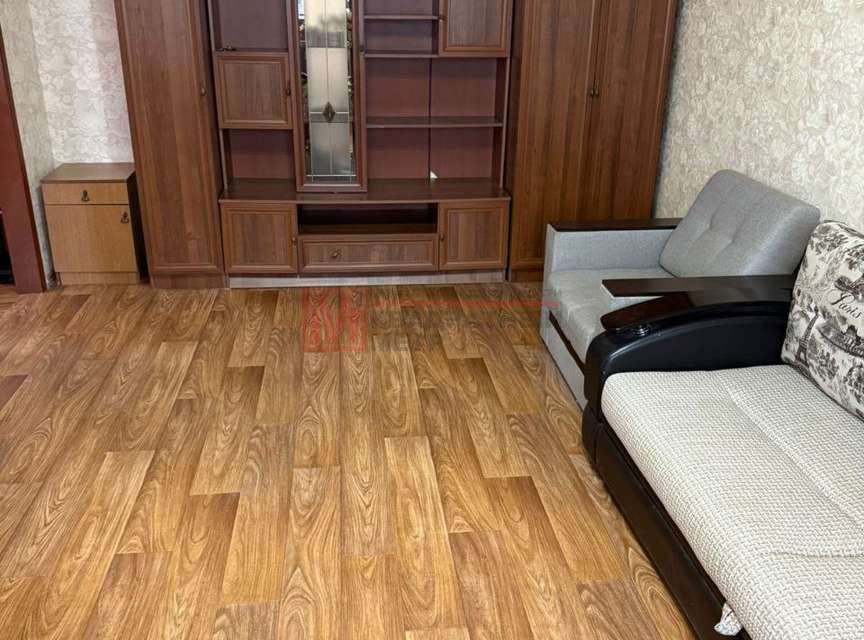 Сдаётся 1-комнатная квартира, 40 м²