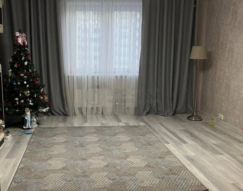 Продаётся 1-комнатная квартира, 51 м²