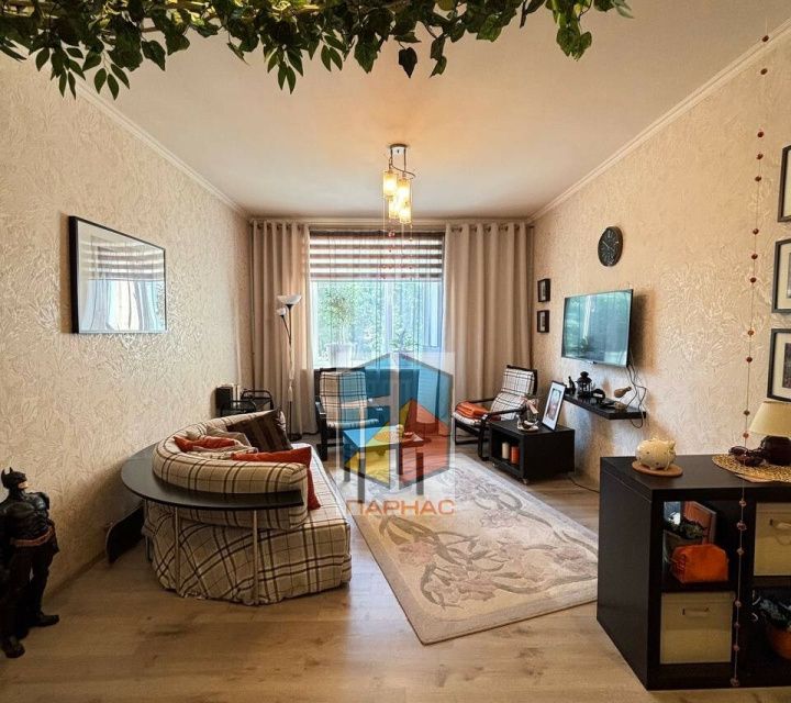 Продаётся 3-комнатная квартира, 74.6 м²