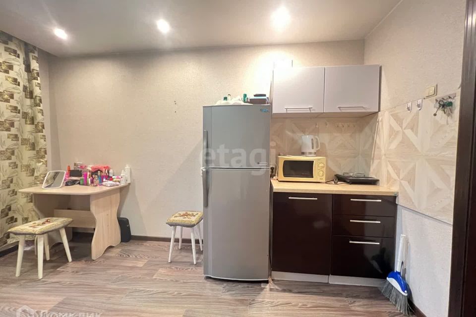 Продаётся комната в 4-комн. квартире, 12.4 м²