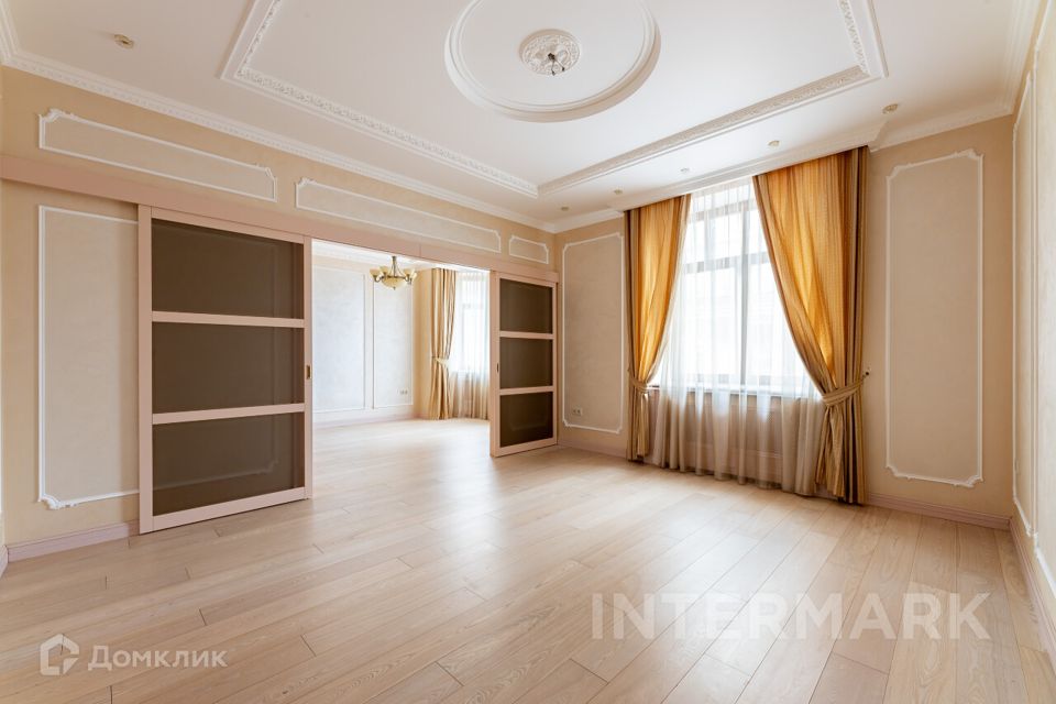 Сдаётся 6-комнатная квартира, 224 м²