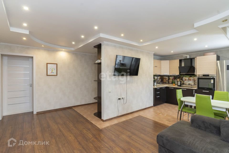 Продаётся 3-комнатная квартира, 71.6 м²