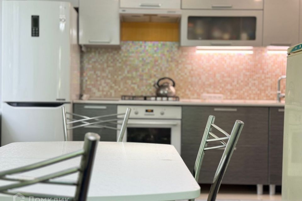 Продаётся 3-комнатная квартира, 52.9 м²