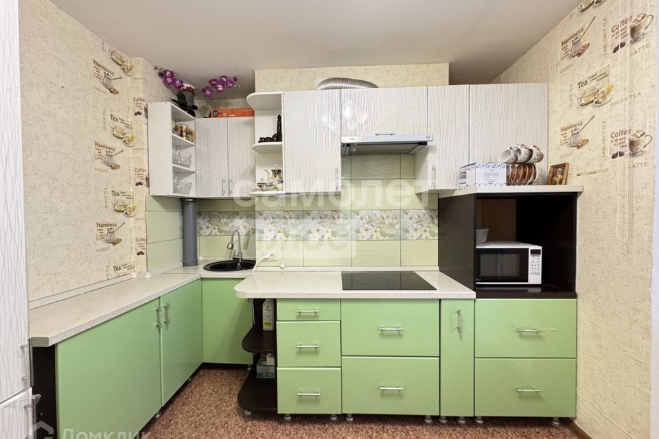 Продаётся 1-комнатная квартира, 37.6 м²
