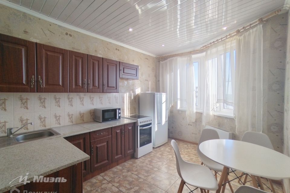 Сдаётся 1-комнатная квартира, 37.9 м²
